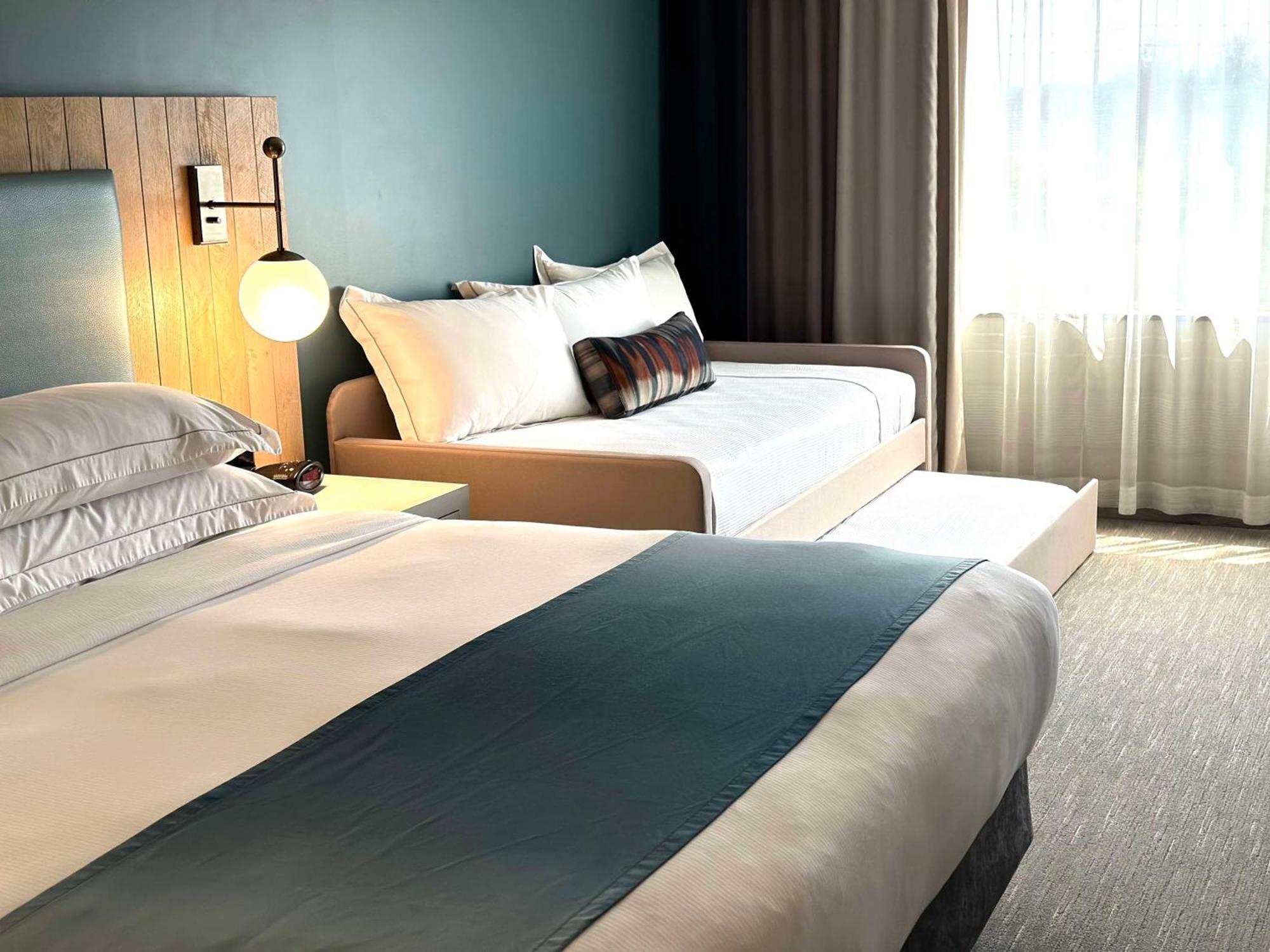 ซันโคสต์ พาร์ค โฮเต็ล แอนาไฮม์ แทเพสทรี คอลเลคชั่น บาย ฮิลตัน Hotel ภายนอก รูปภาพ